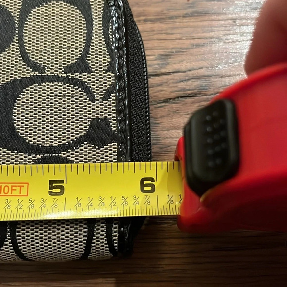 Coach Signature Accordion Zip Wallet - Picture 6 of 6